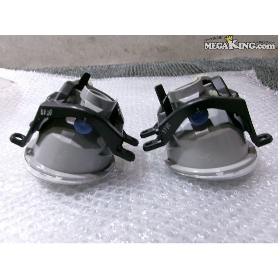 ☆未使用☆トヨタ 純正 ノーマル フォグランプ 左右 81211-12230 KOITO
