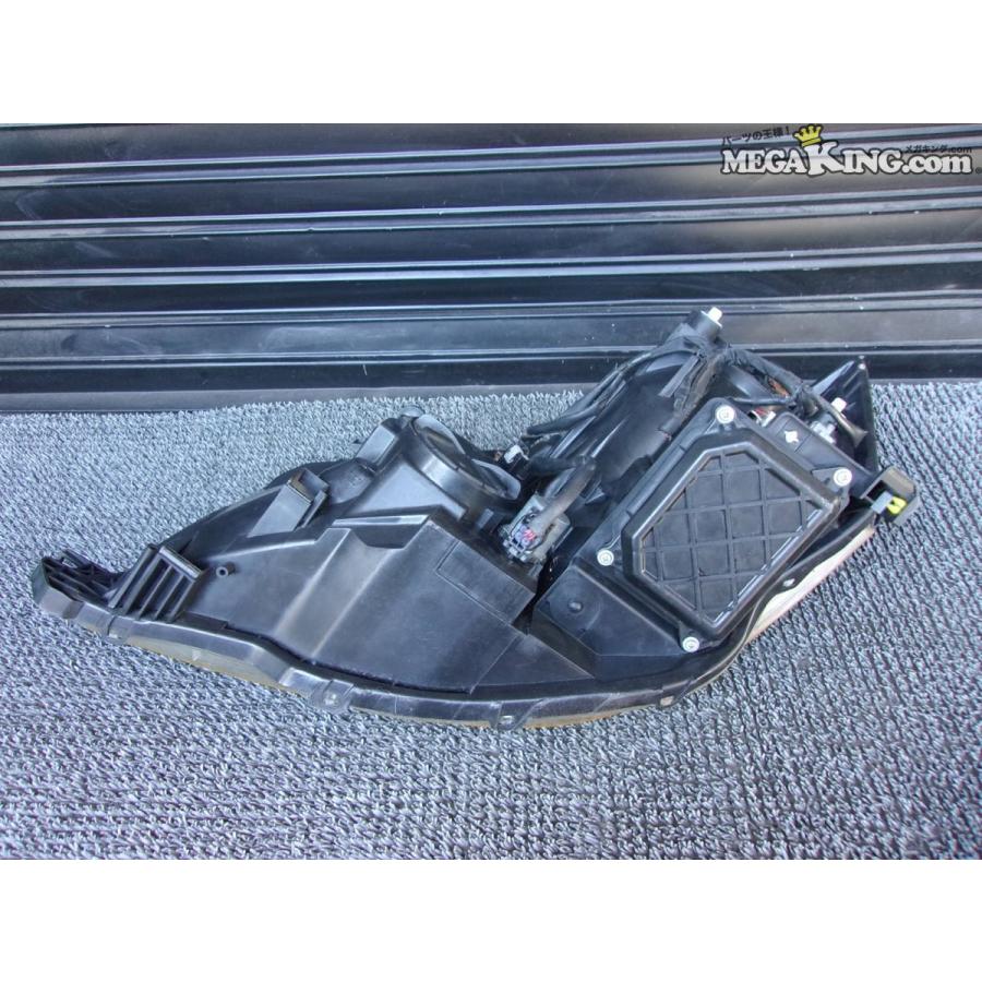 ANH10W アルファード 後期 純正 HID キセノン ヘッドライト ヘッド
