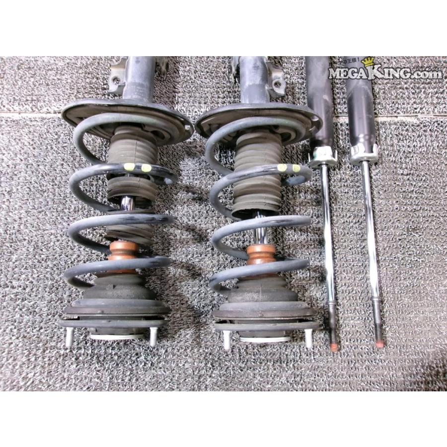 ZRR80W ヴォクシー 純正 ショック&サスペンション 1台分 48510 ZRR80W ヴォクシー 純正 ショック&サスペンション 1台分 48510