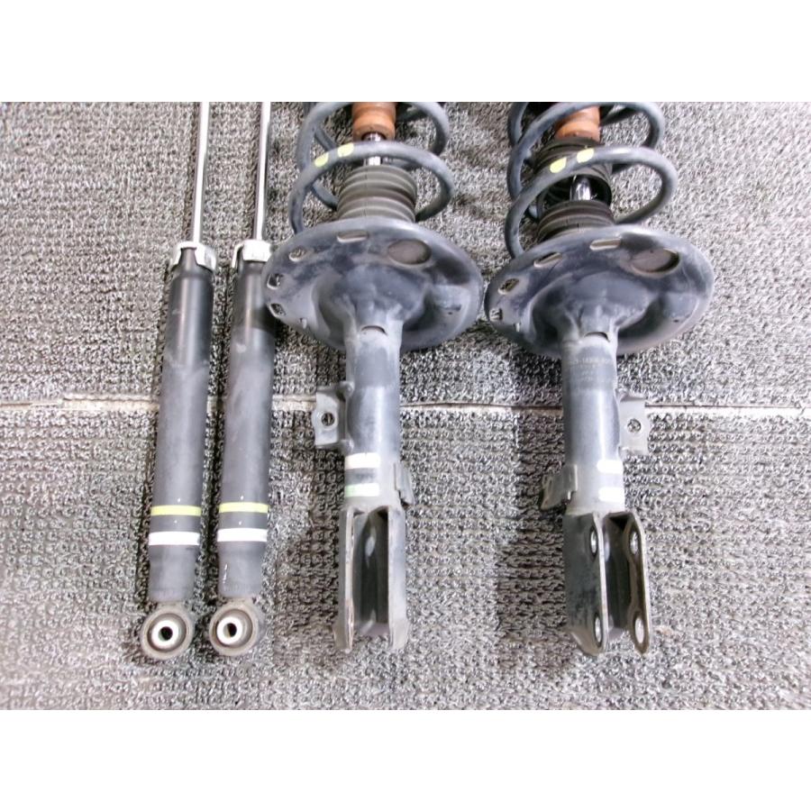 ZRR80Wヴォクシー後期 純正サスペンションセット