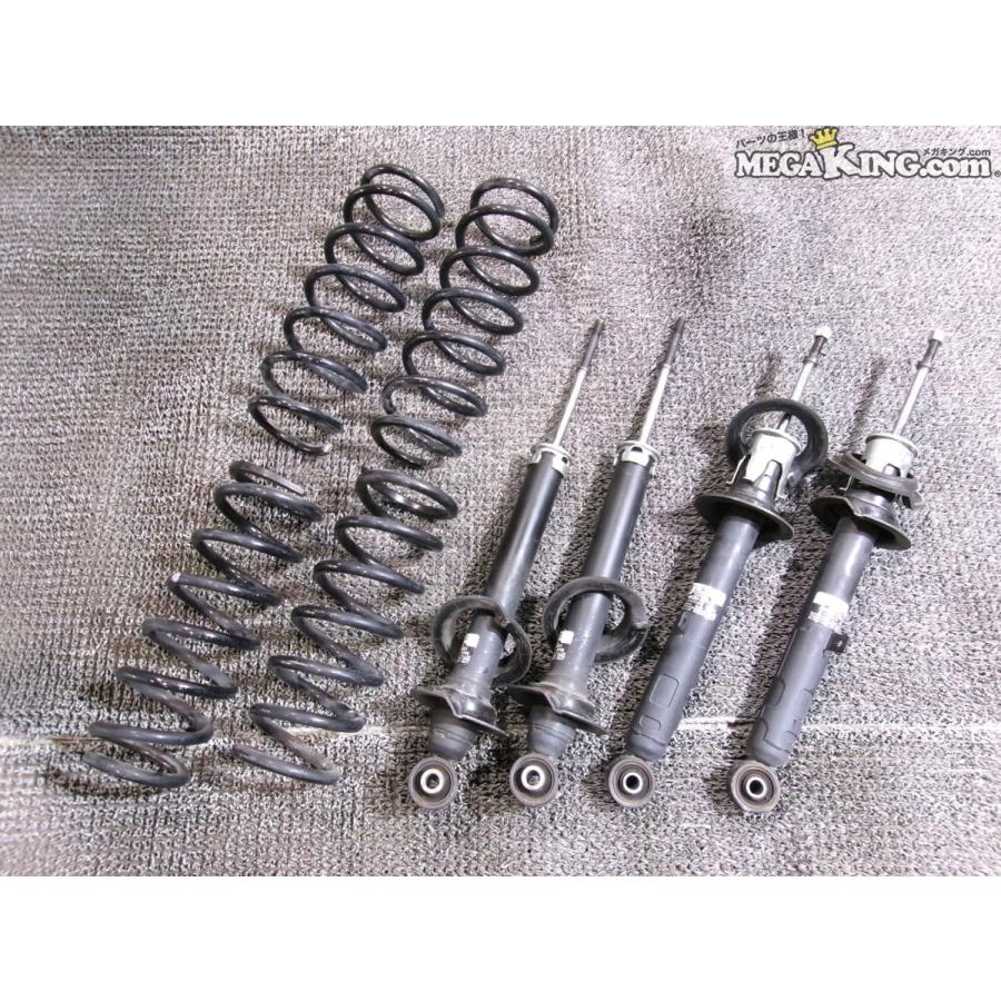 H26年11月以降 GRX130 マークX 純正 ショック&サスペンション