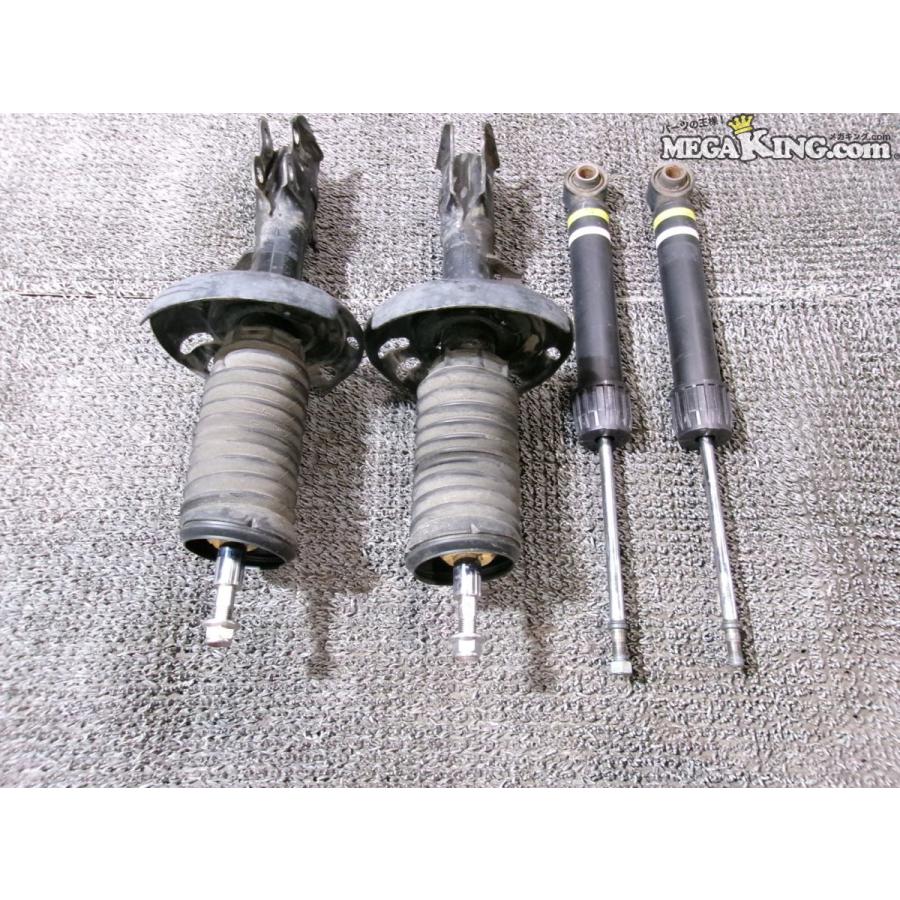 R1年7月 ZVW51 50系 プリウス 後期 純正 ショック&サスペンション 1台