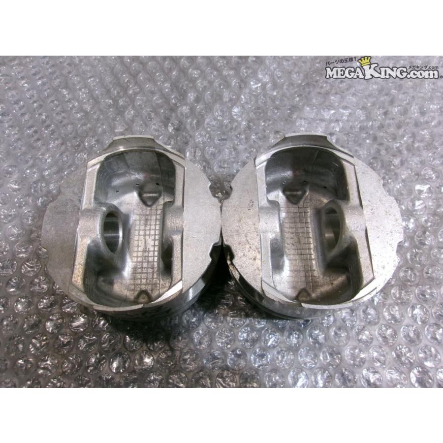 車種不明 KAWASAKI カワサキ 純正 改 ピストン スカート径約83mm 2個