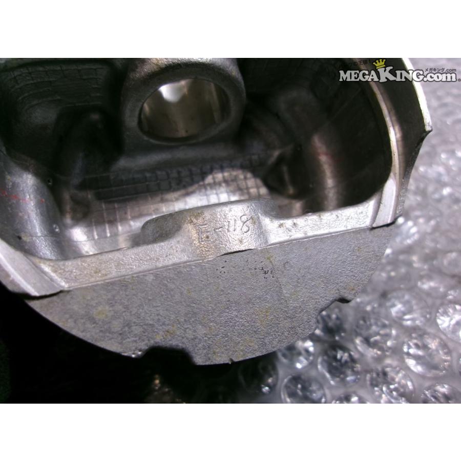 車種不明 KAWASAKI カワサキ 純正 改 ピストン スカート径約83mm 2個