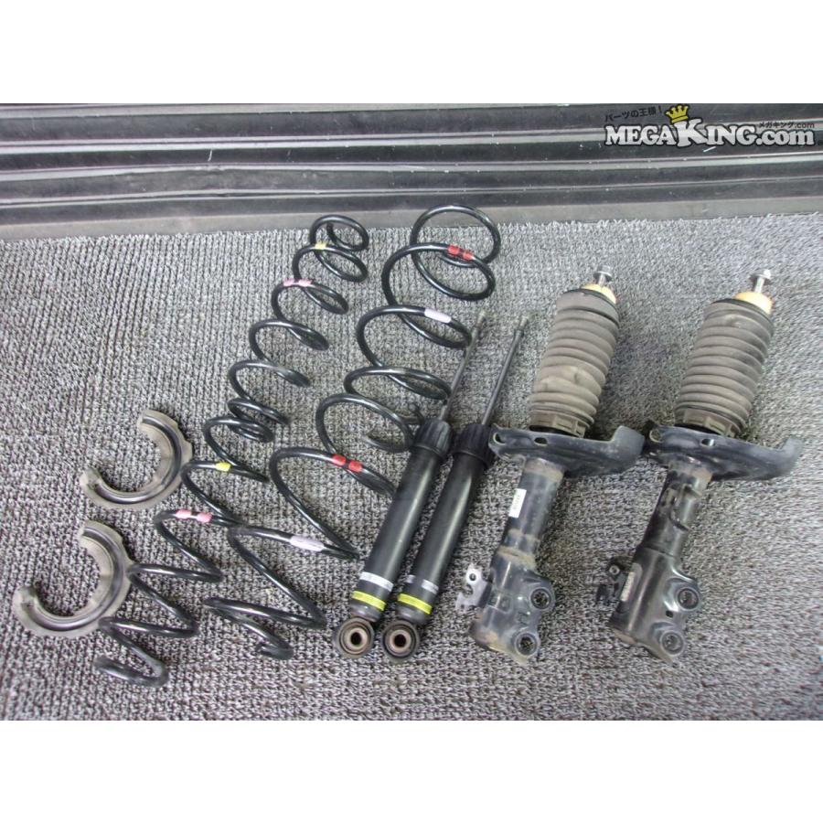 令和2年2月 ZVW51 50系 プリウス S 後期 純正 ノーマル ショック