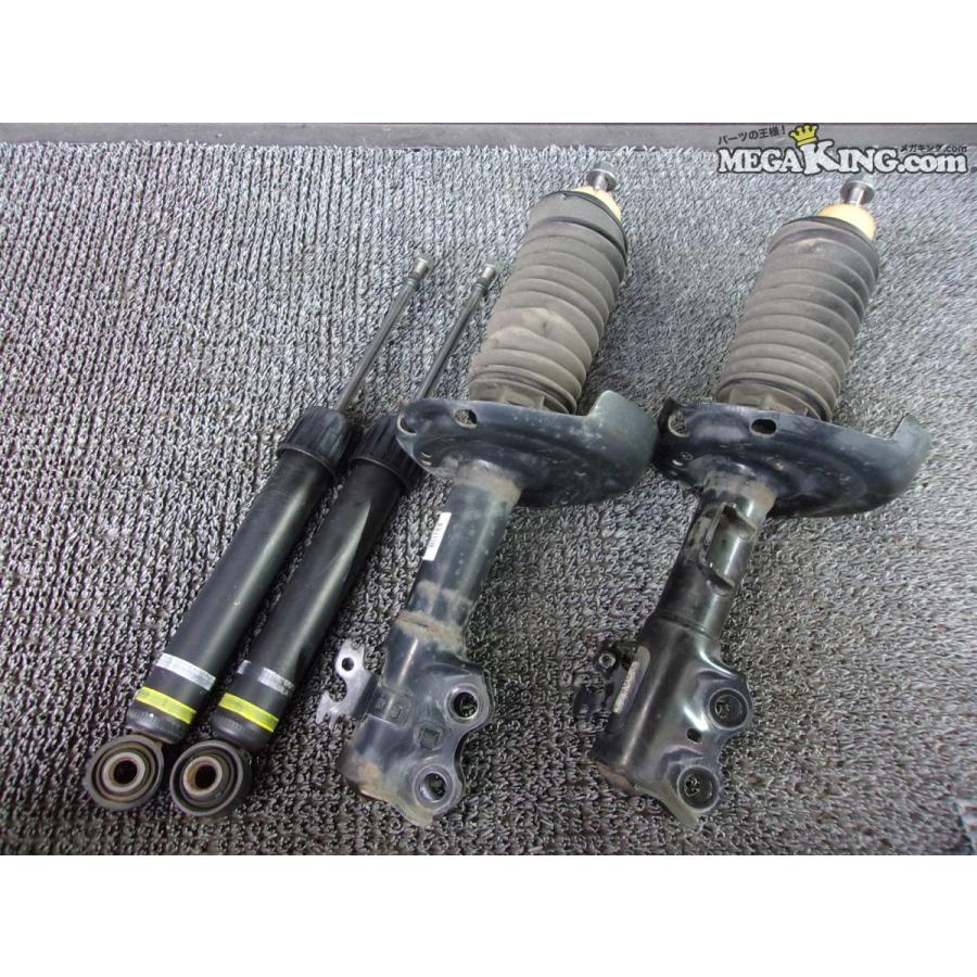 トヨタ ZVW50 ZVW51 プリウス 純正 サスペンションキット ZVW50 50系 プリウス 純正 ショック&サスペンション アブソーバー 1台