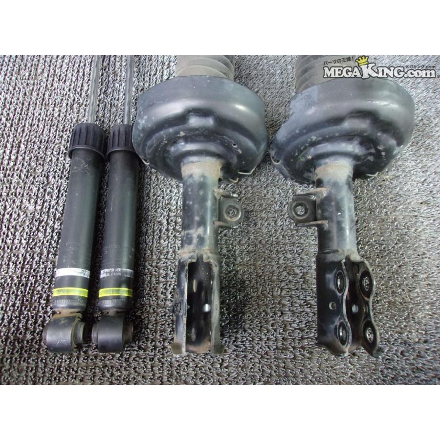 令和2年2月 ZVW51 50系 プリウス S 後期 純正 ノーマル ショック