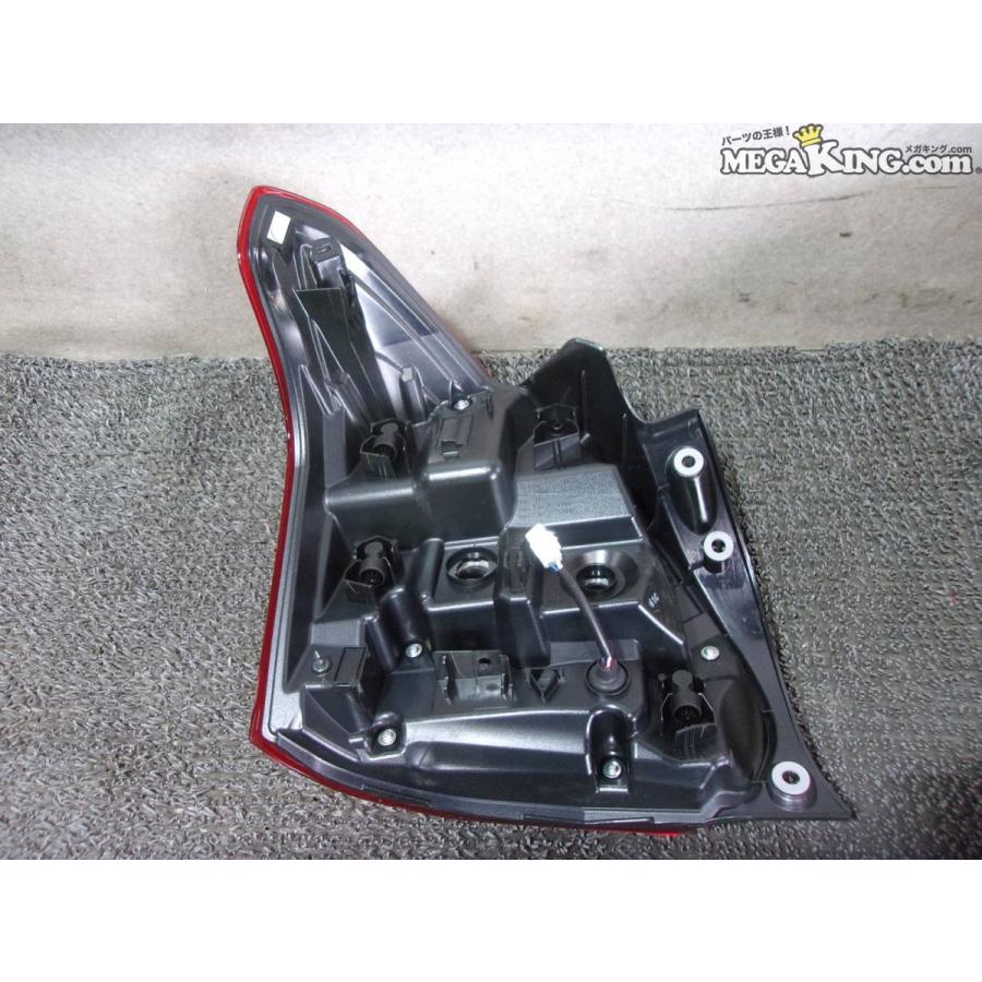 ☆未使用☆ZC33S スイフトスポーツ 純正 ノーマル テールライト