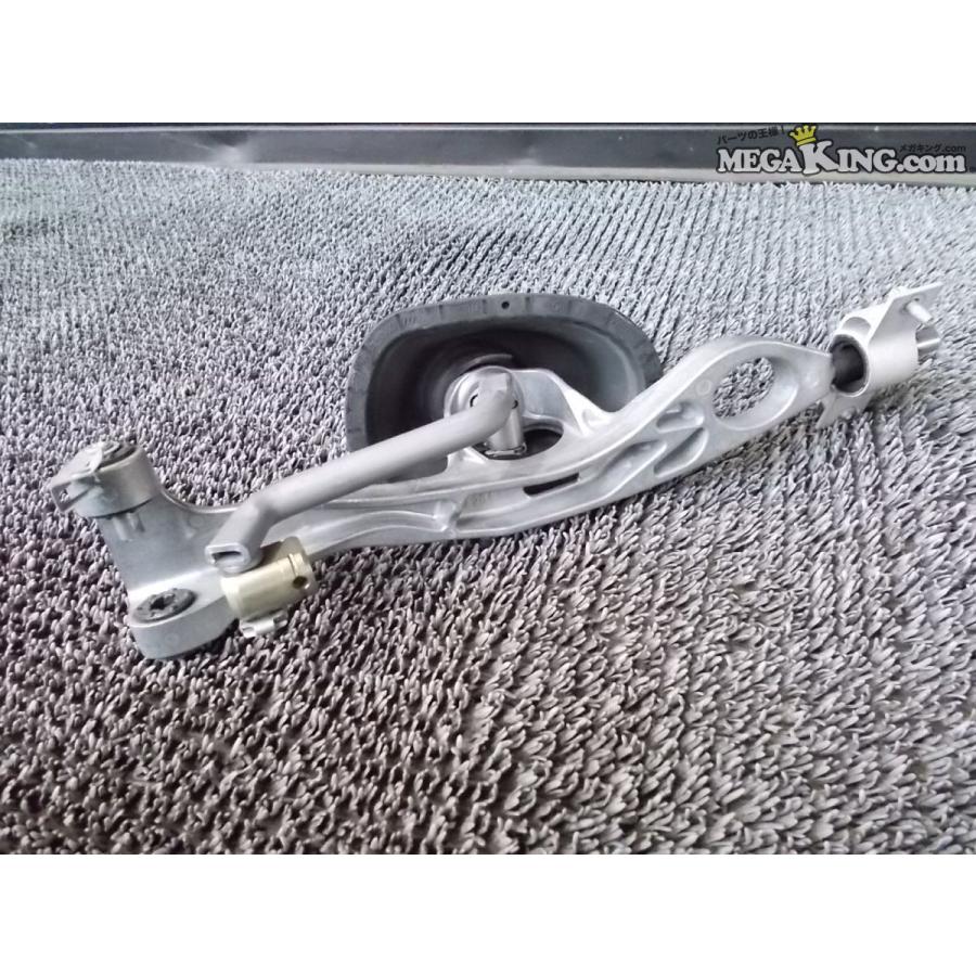 車種不明 BMW 純正 ノーマル シフトレバー F87 ? M2 分かる方 / Q7-472