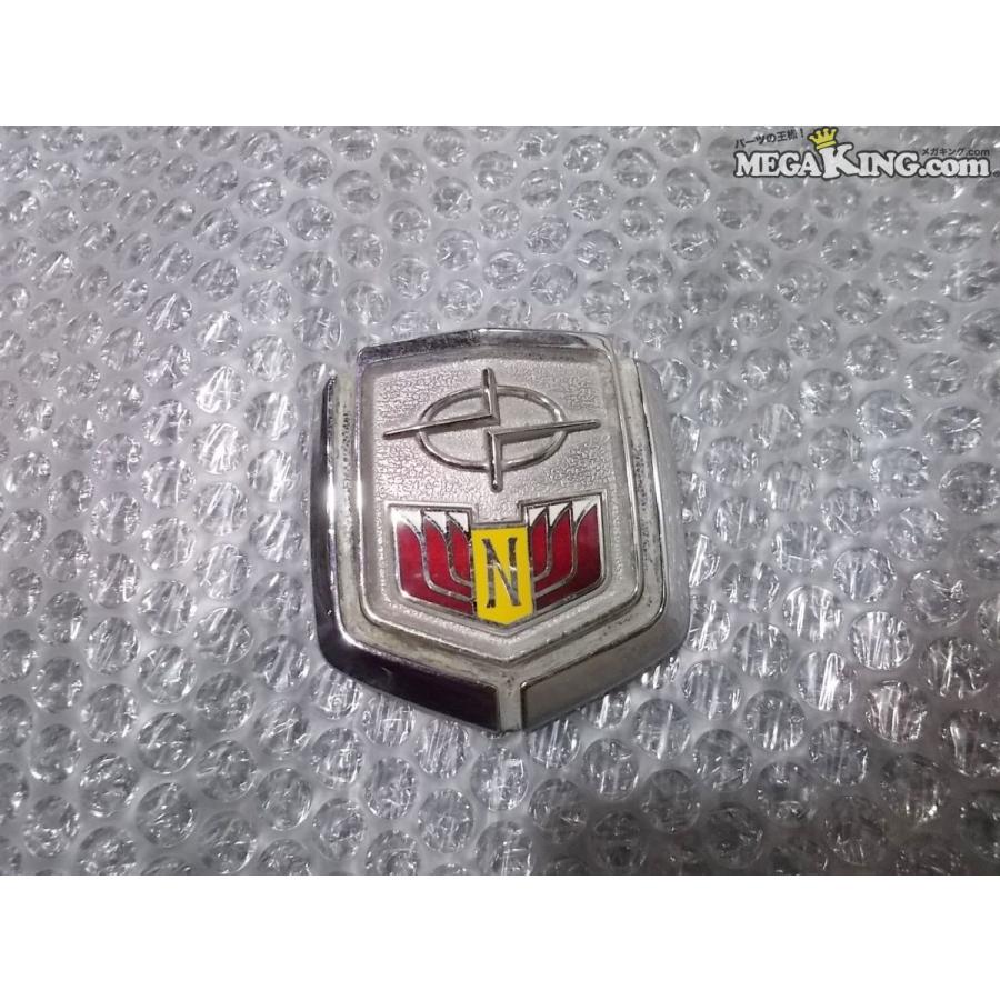 330 セドリック 純正 ノーマル エンブレム 旧車 当時物 331 332 等