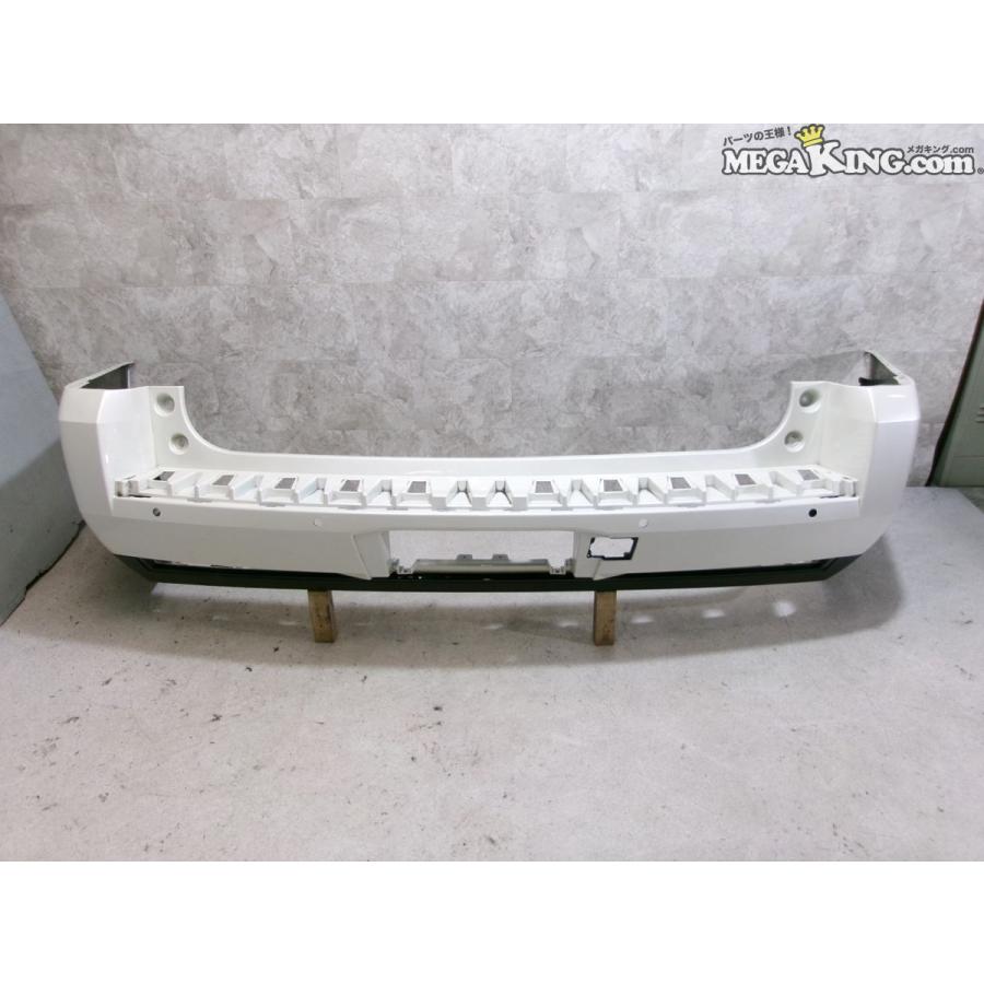 キャデラック エスカレード 純正 ノーマル リヤ リアバンパー 