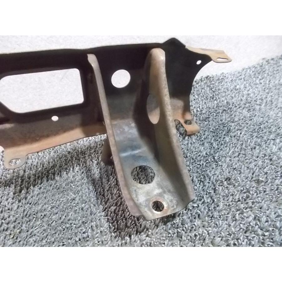 ☆激安!☆AE86 レビン ハチロク 前期 フロント バンパーホースメント 