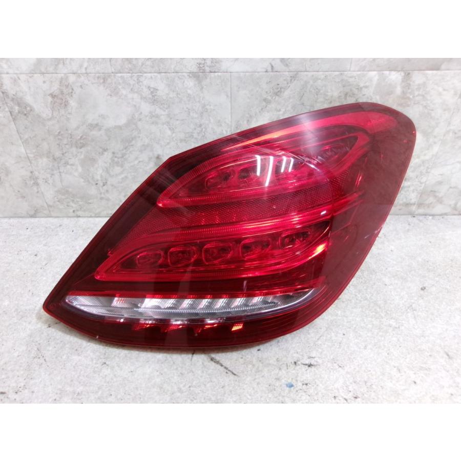 ☆激安!☆ベンツ W205 Cクラス 前期 純正 ノーマル LED テールランプ 