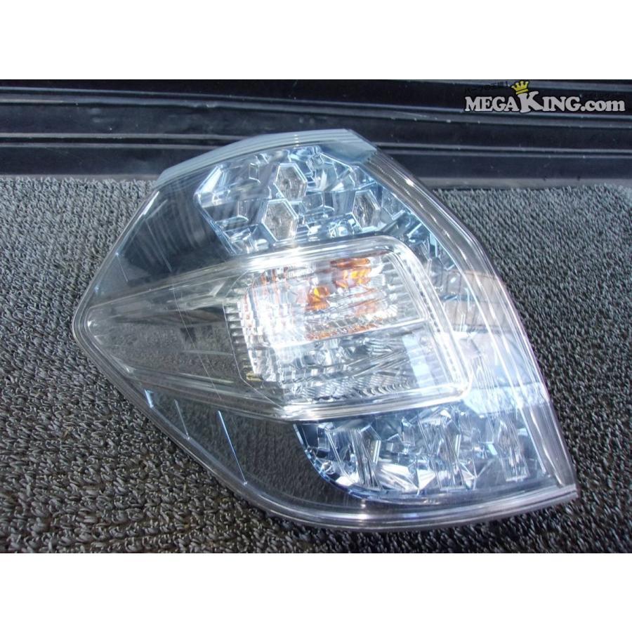 GP2 フィットシャトル 純正 ノーマル LED テールライト テールランプ 