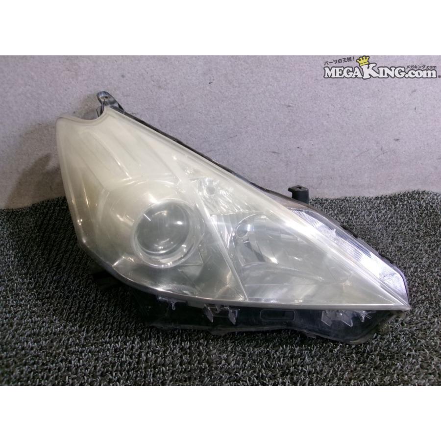 ZVW40 プリウスα アルファ 前期 純正 ノーマル ハロゲン ヘッドライト