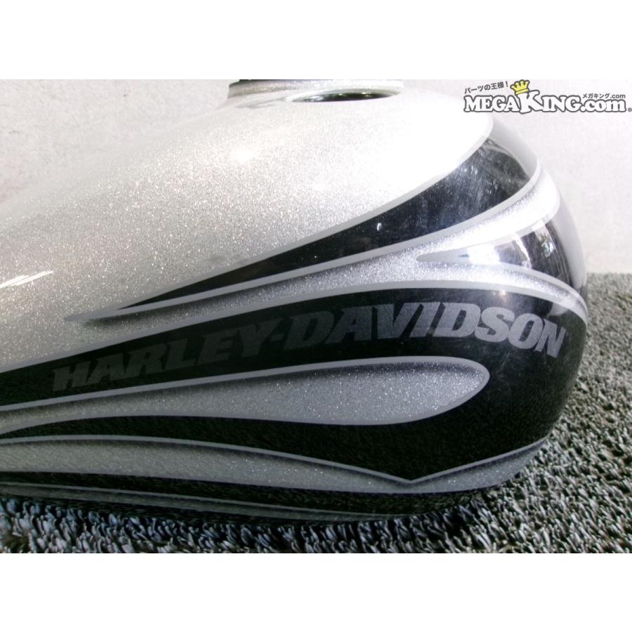 No.377 HARLEY-DAVIDSON ガソリンタンク 車種不明 車種不明 ハーレーダビッドソン 純正 ノーマル ガソリンタンク 燃料