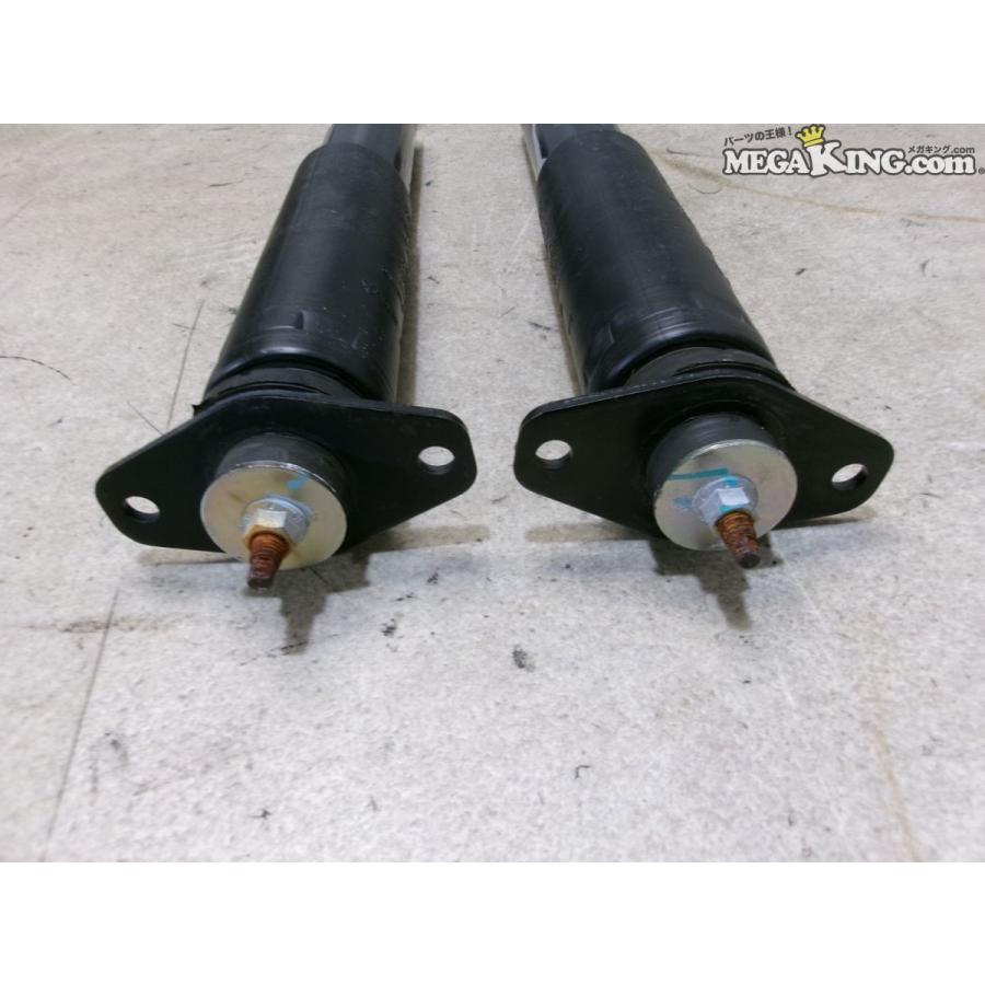 クライスラー 300C SRT8 純正 SACHS ザックス リア リヤ ショック