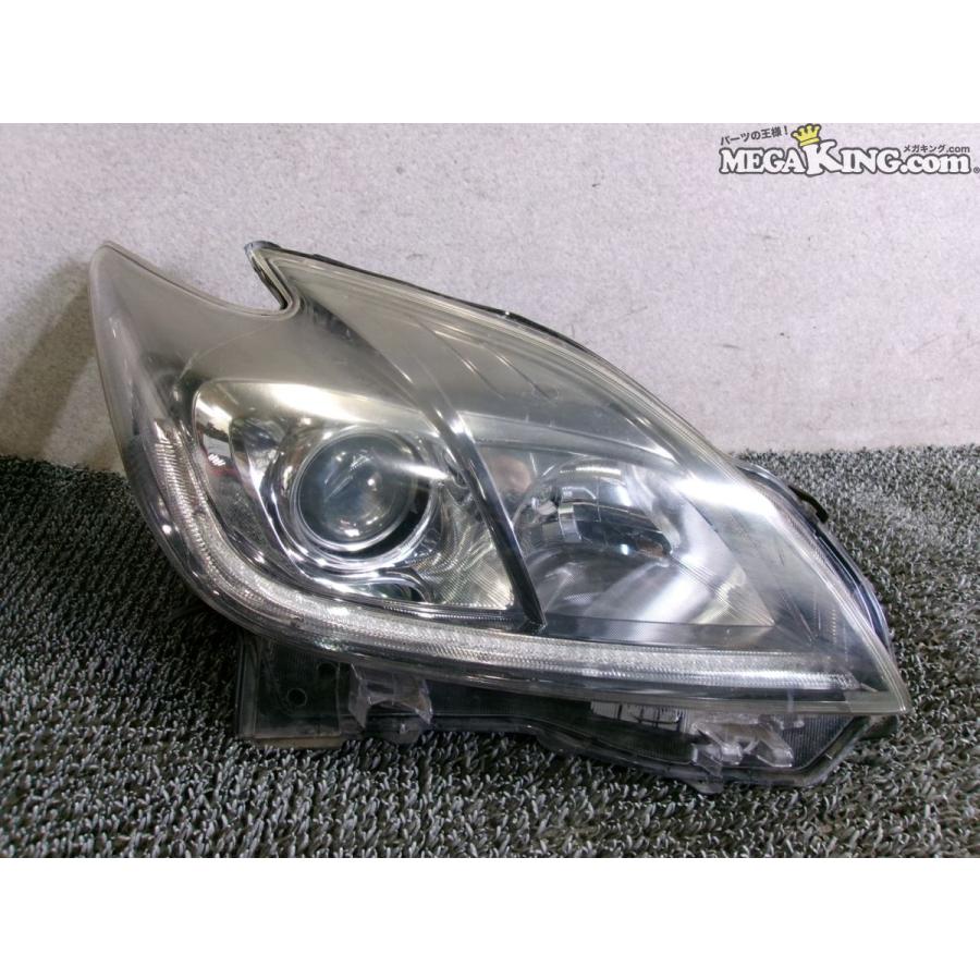 ZVW30 プリウス 後期 純正 ノーマル HID キセノン ヘッドライト ヘッド