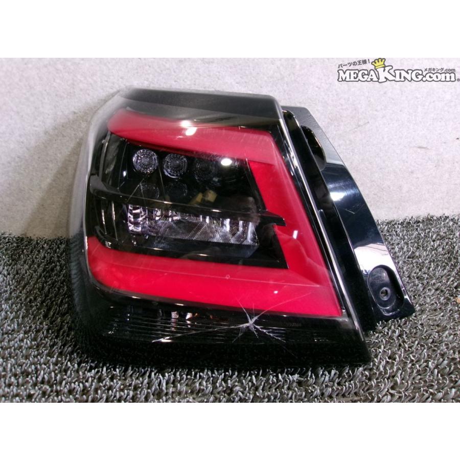 C27 セレナニスモ　純正テールランプ　助手席側 LEDテールランプ 助手席側のみ C27 セレナニスモ 純正テールランプ