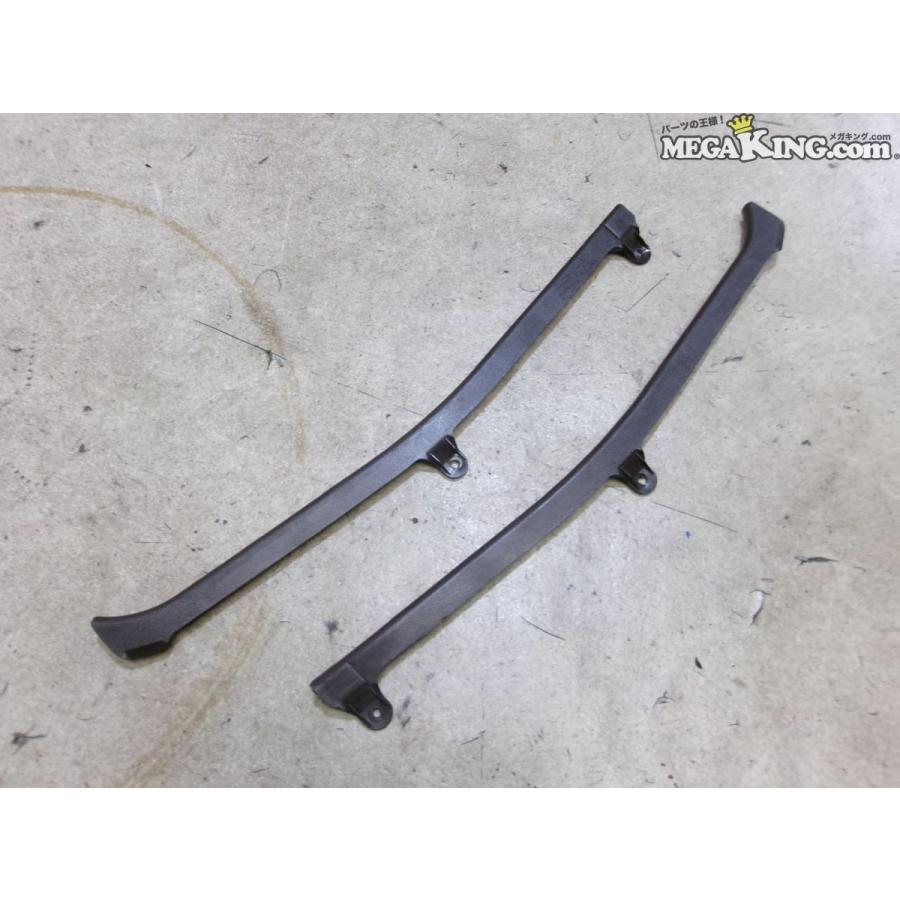 AE86 レビン トレノ ハチロク 純正 ノーマル クォータートリムベース