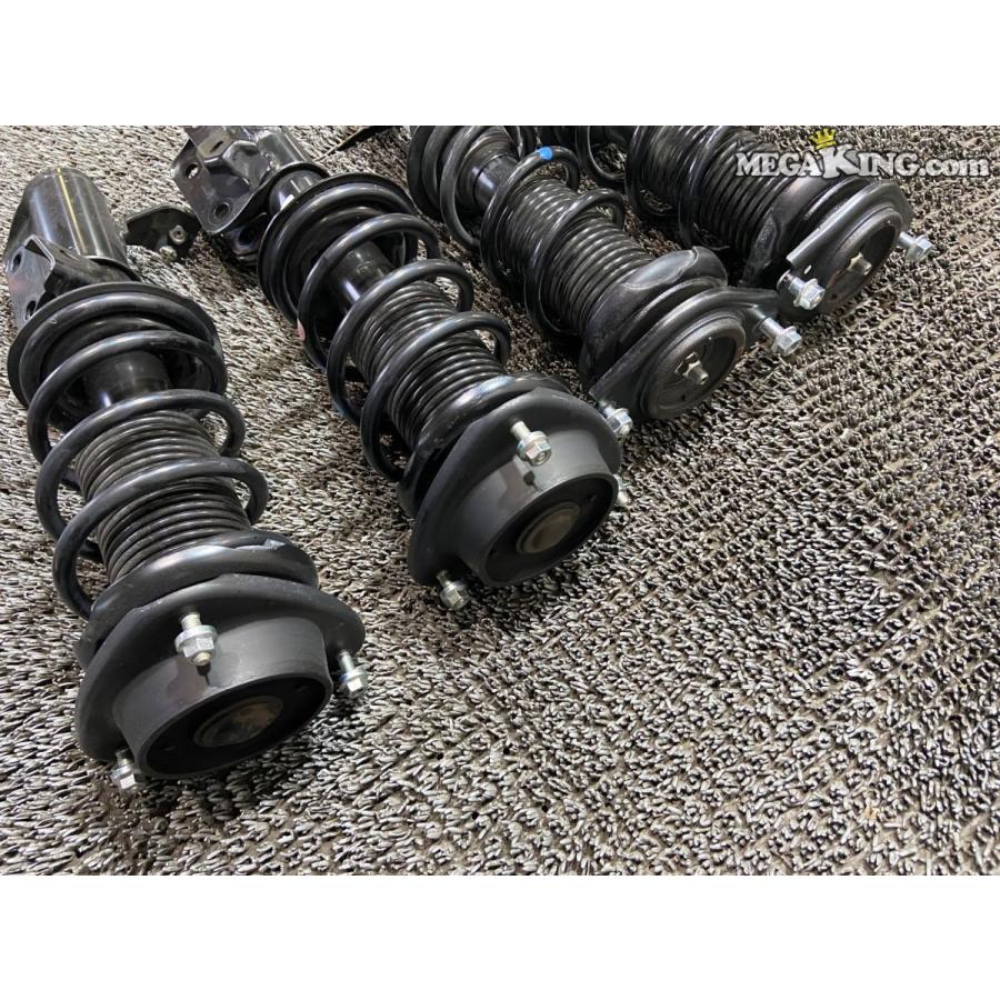 ZN8 GR86 ハチロク 純正 ノーマル ショック&サスペンション 1台分