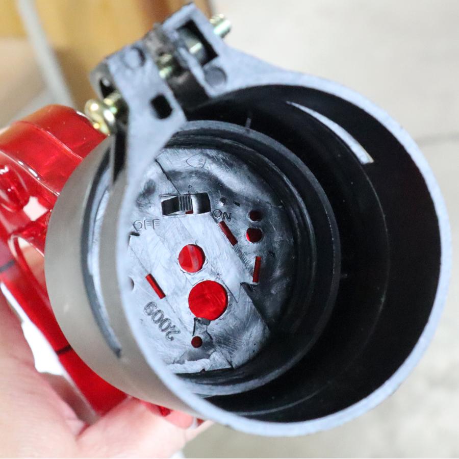 ソーラー工事灯 単管取付バイス付 10個セット 送料無料 ソーラー保安灯 夜間のみ点滅 |  | 06