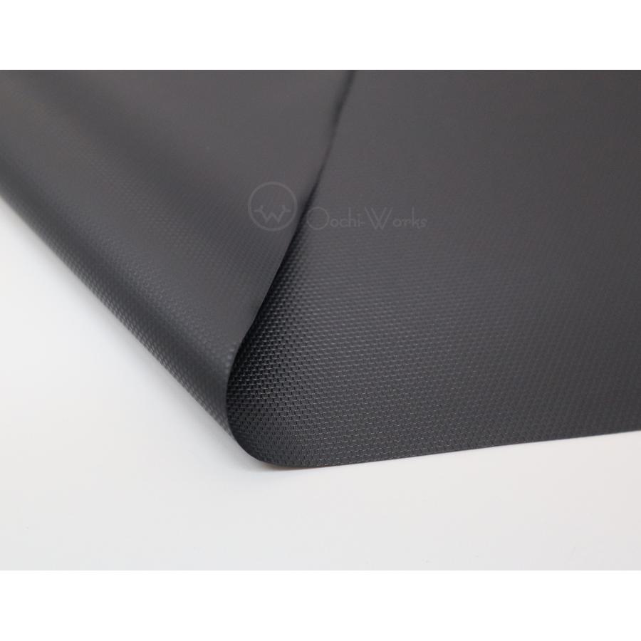 養生塩ビシート 0.3mm×1ｍ×30ｍ 養生黒ビニール エンボス加工 |  | 02