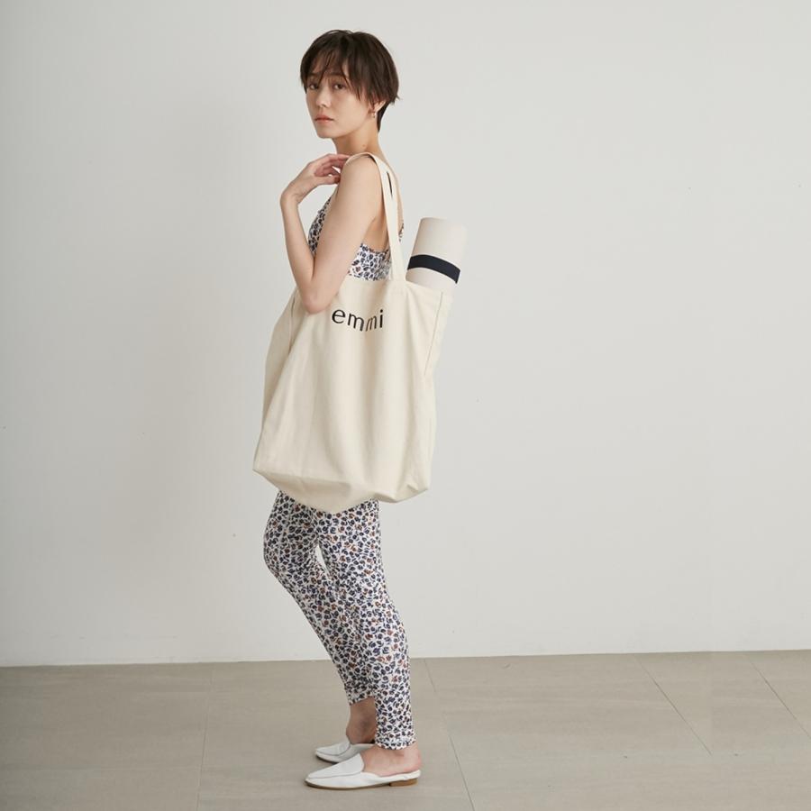 emmi yoga（エミヨガ） 爆買 emmi WELLNESS YOGA PACK（4 ITEMS SET