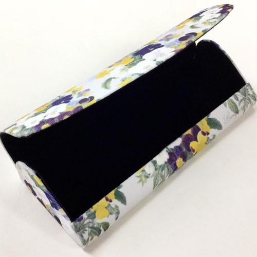 ルドゥーテ メガネケース クロス付き 日本製 眼鏡ケース ハードタイプ おしゃれ めがね 薔薇雑貨 母の日 誕生日 |  | 19