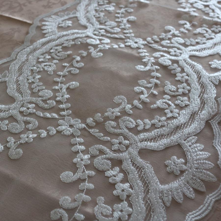 レース 花 刺繍 おしゃれ かわいい テーブルセンター 薔薇 バラ レース 花 刺繍 おしゃれ かわいい テーブルセンター 薔薇 バラ
