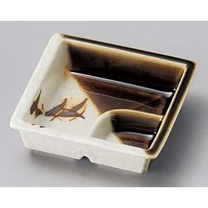 和食器 ミ095-298 織部芦仕切鉢