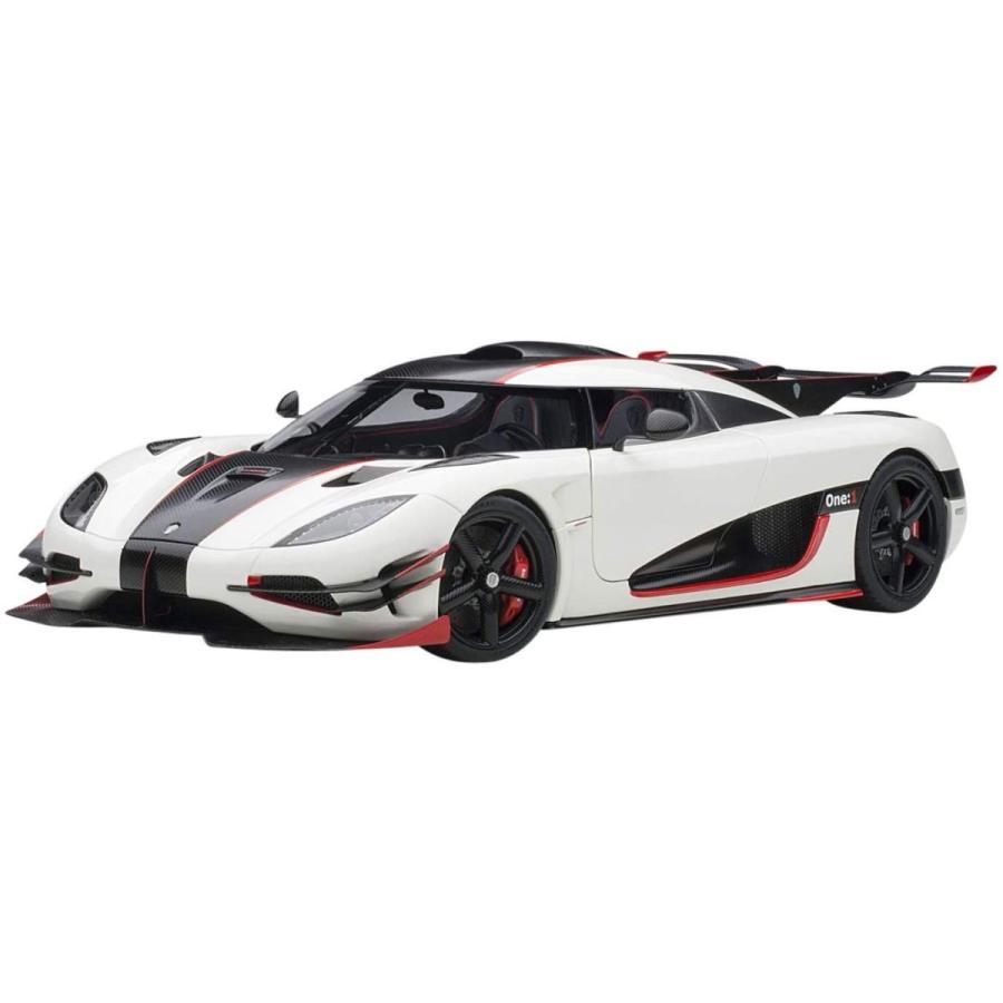 AUTOart 1/18 ケーニグセグ One:1 ホワイト/カーボンブラック/レッド 完成品 AUTOart 1/18 ケーニグセグ One ホワイト/カーボンブラック/レッド 完成品