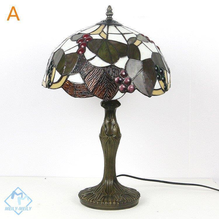 値頃 北欧 レトロ Led対応 寝室 書斎 おしゃれ アンティーク 花柄 綺麗な卓上照明 読書灯 ガラス工芸 レトロ 豪華 卓上ランプ テーブルランプ 北欧 ステンドグラス ベッドライト ステンドグラス 卓上ランプ 卓上ライト