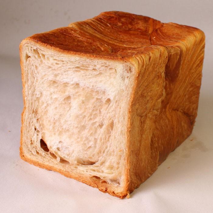 デニッシュ 食パン シナモン 1.5斤  パン 爆買 お歳暮 ギフト お取寄せ プレゼント 誕生日 手土産 御礼 御祝 内祝 京都 祇園 | 