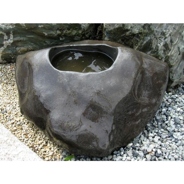 手水鉢 水鉢 庭石 つくばい 溜まり石 景石 蹲 たまり石 天然石 和風 庭園 石庭｜meiseki