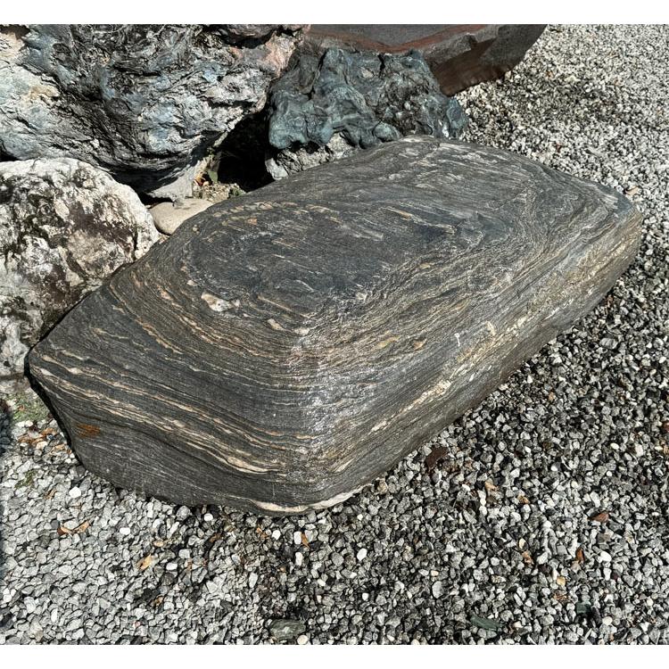 三波石 景石 幅約1m45cm 庭石 沓脱石 青石 和風 石庭 靴脱石 踏石 