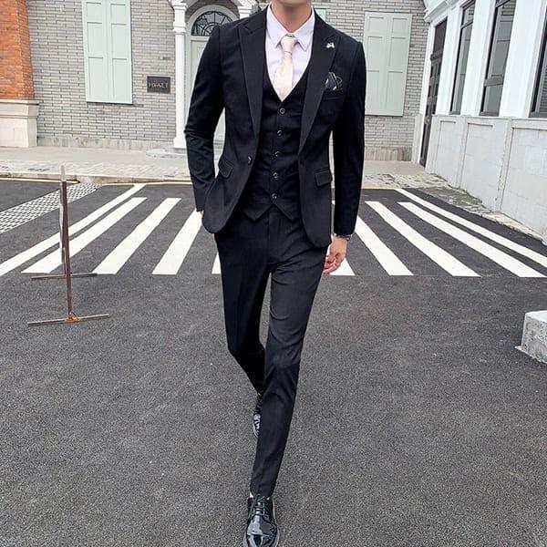 最高 数量限定 残りわずか 在庫切れの可能性あり スーツ 2692 かっこいい リクルート カジュアルスーツ フォーマル 大きいサイズ タイト 細身 スリーピース ビジネス 2次会 結婚式 おしゃれ メンズ ビジネススーツ