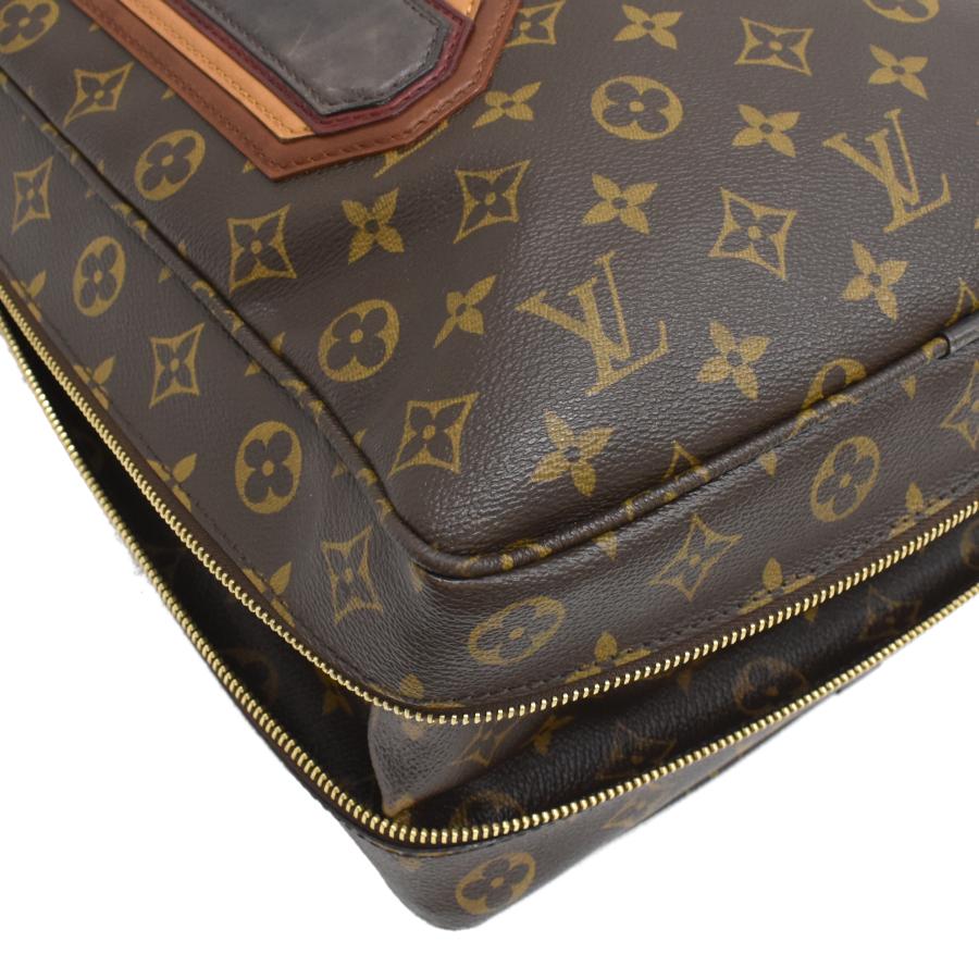 LOUIS VUITTON ルイヴィトン ポルトドキュマンヴェルティカル PDV 