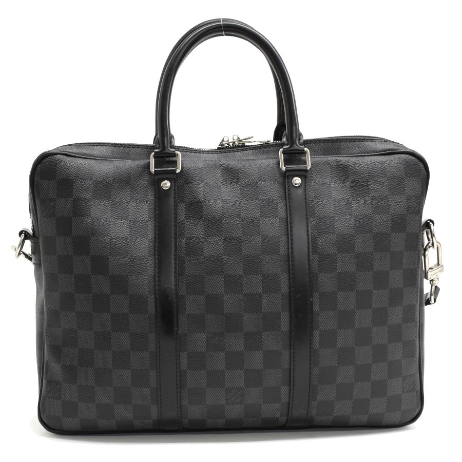 LOUIS VUITTON（ルイ・ヴィトン） ポルト ドキュマン ヴォワヤージュ