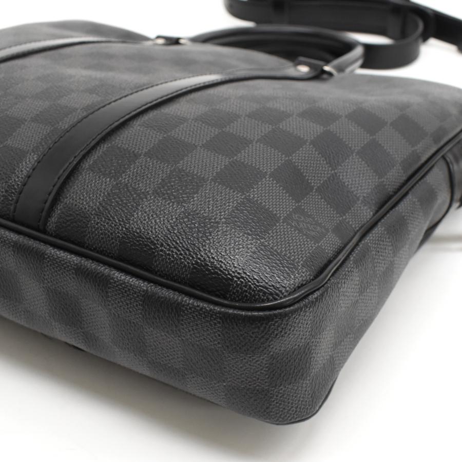 LOUIS VUITTON（ルイ・ヴィトン） ポルト ドキュマン ヴォワヤージュ