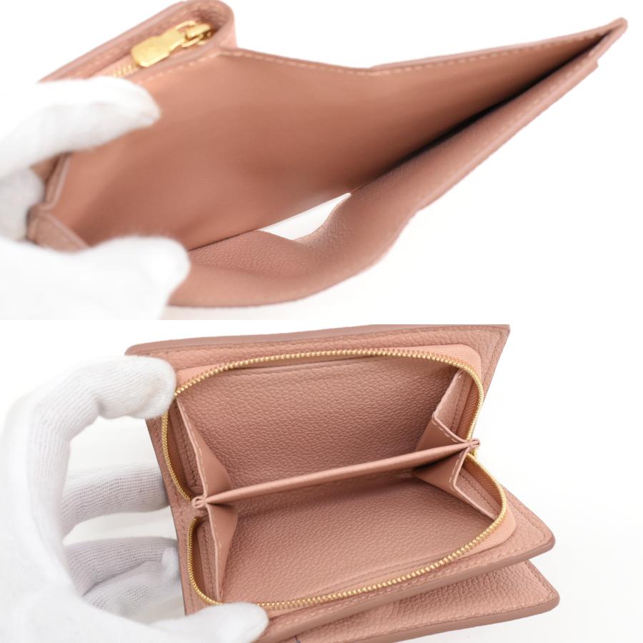 LOUIS VUITTON（ルイ・ヴィトン） 新品同様 ポルトフォイユクレア 財布 