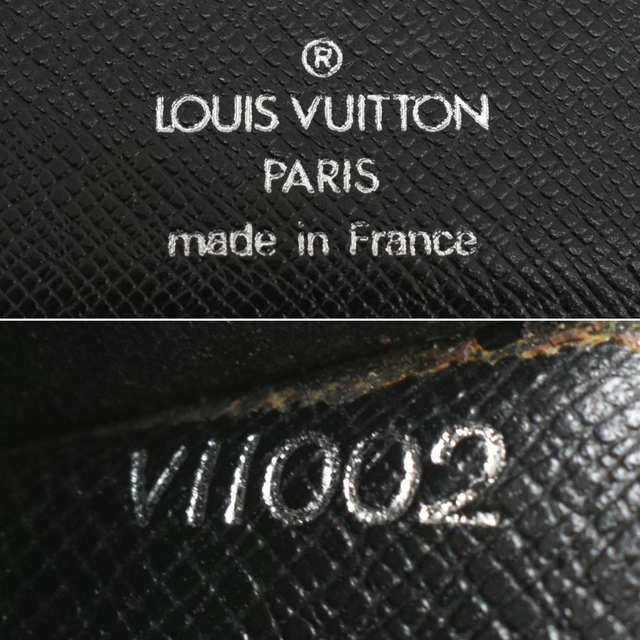 LOUIS VUITTON（ルイ・ヴィトン） ポルトバルールカルトクレディ 縦型