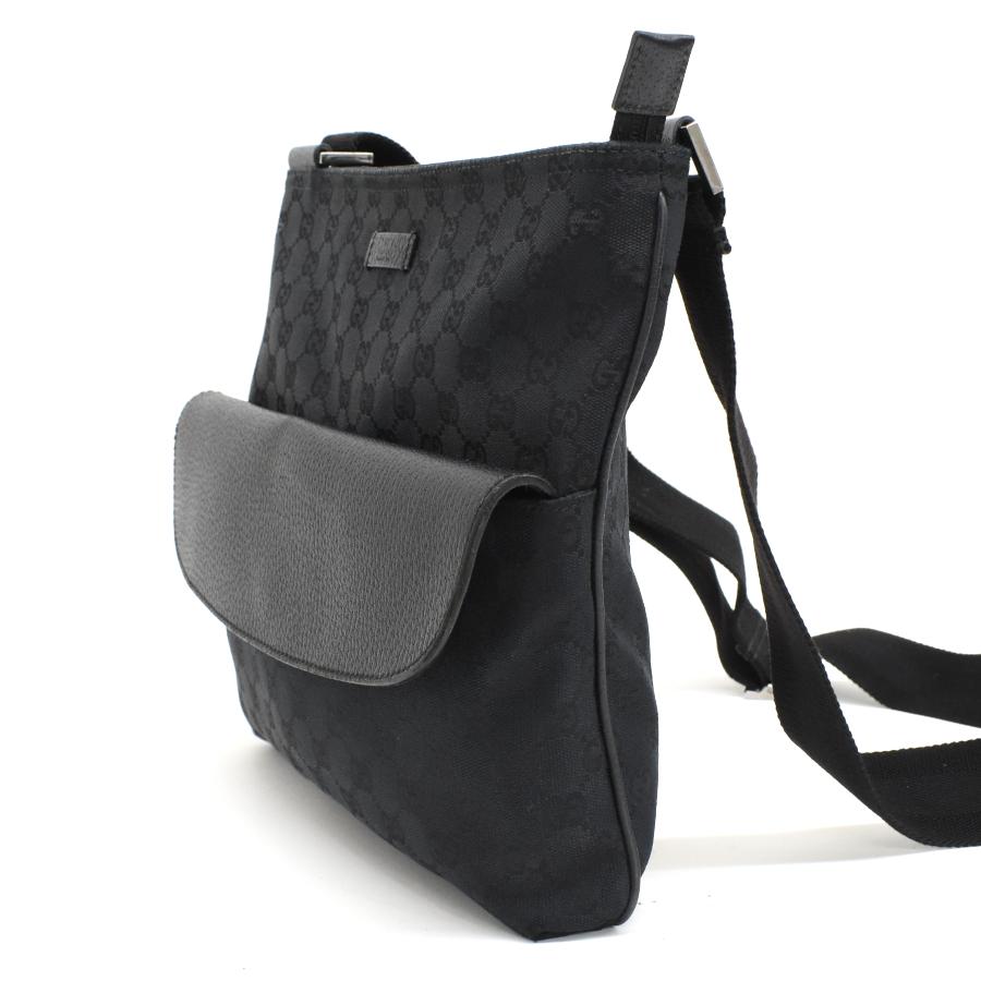 専用❗️メンズ♡GUCCI✨ グッチ GGキャンバス　クロスボディ　ショルダー GGキャンバス グッチ クロスボディ ショルダーバッグ 256100