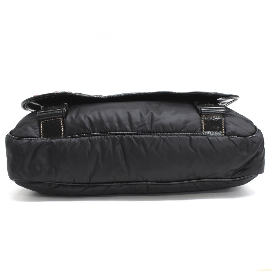 GUCCI（グッチ） 新品同様 ショルダーバッグ 181318 パッチワーク 