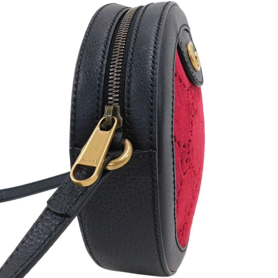 GUCCI（グッチ） 新品同様 GGベルベット ショルダーバッグ 574978