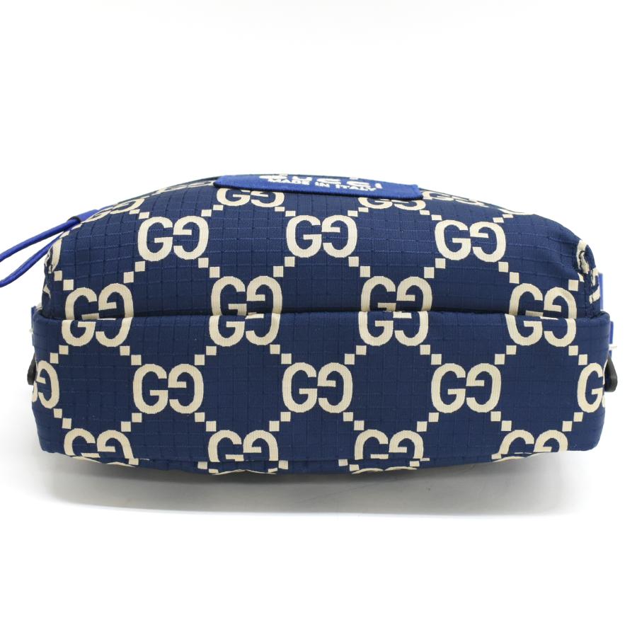 GUCCI（グッチ） 新品同様 クロスボディ ショルダーバッグ 767931 GG