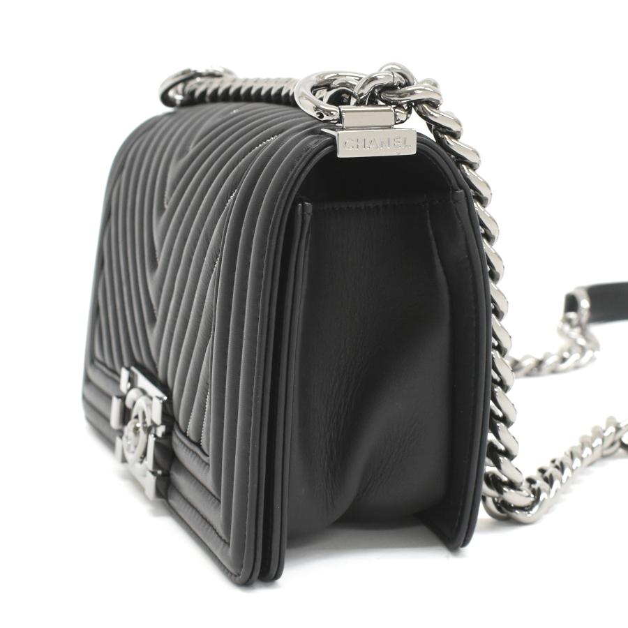 BOY CHANEL 新品同様 シャネル ボーイシャネル 20 シェブロン