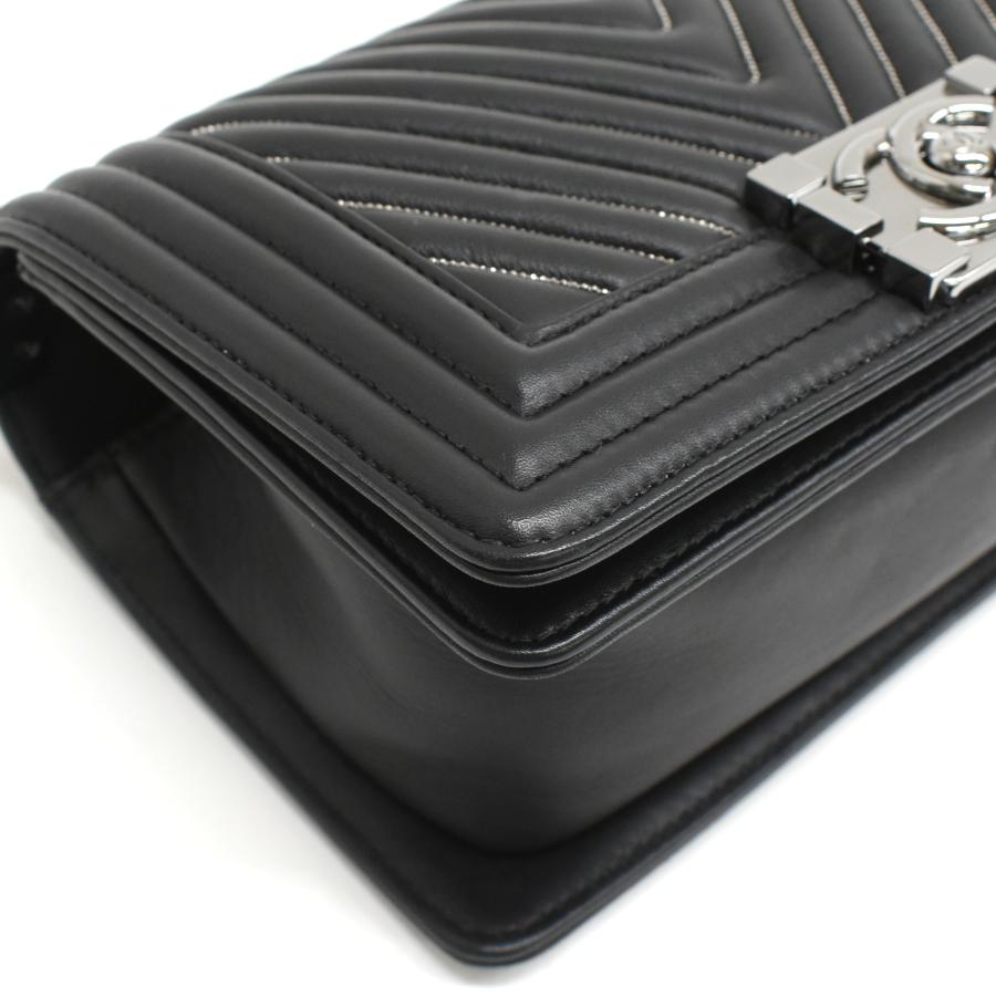 BOY CHANEL 新品同様 シャネル ボーイシャネル 20 シェブロン