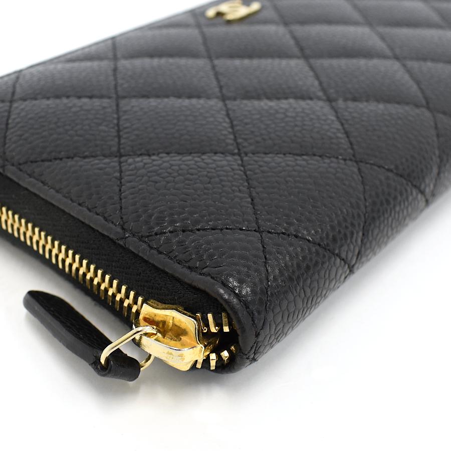 CHANEL（シャネル） 新品同様 キャビアスキン マトラッセ ジップ