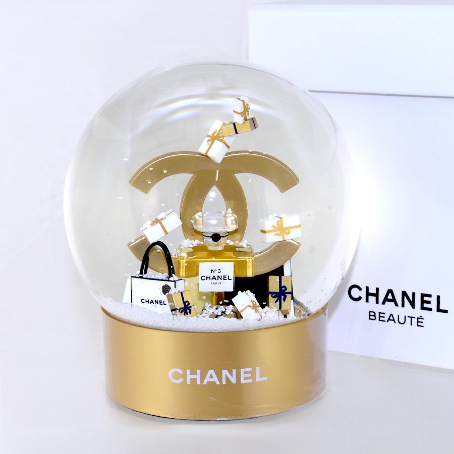 CHANEL 未使用品 シャネル スノードーム 2023 ノベルティ CHANEL 未使用品 シャネル スノードーム 2023 ノベルティ